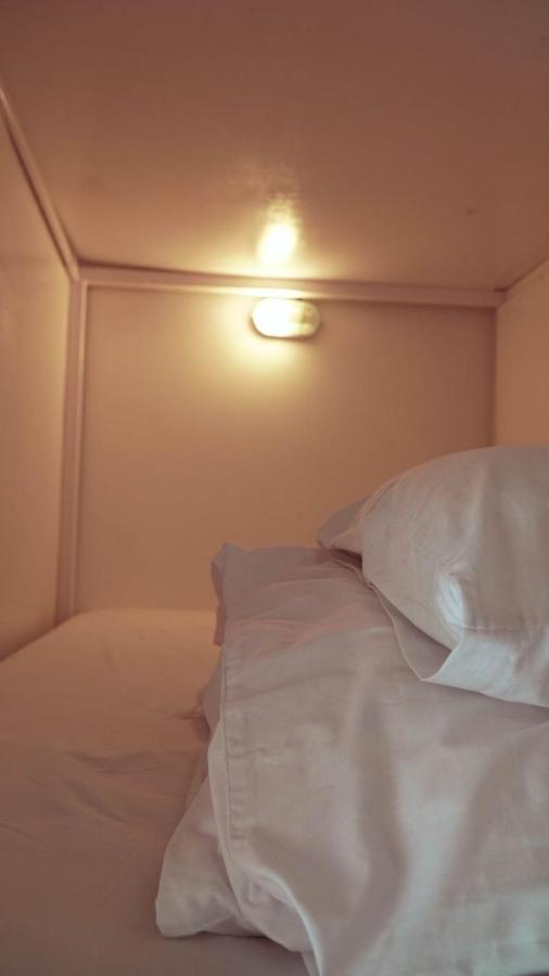 Indonesia Backpacker Hostels Kuta  Exterior photo